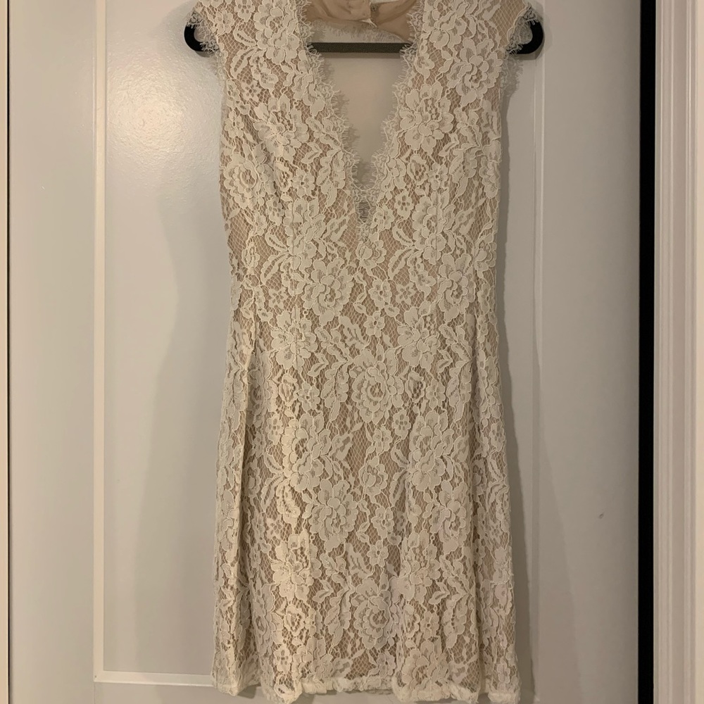 Women’s lace dress